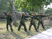 Rèn luyện thể lực.